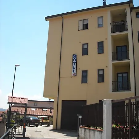 Caimo Bed-breakfast 3*