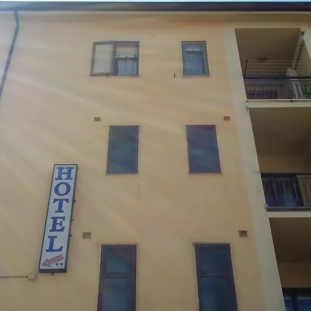 Caimo Bed-breakfast Hotel