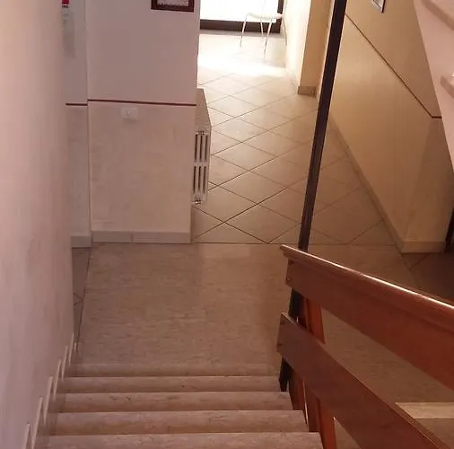 Caimo Bed-breakfast מלון